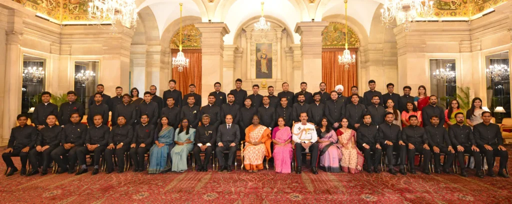 President Murmu with a group of IAS officers (2020 batch) at Rashtrapati Bhavan, in New Delhi. President Murmu with a group of IAS officers (2020 batch) at Rashtrapati Bhavan, in New Delhi.